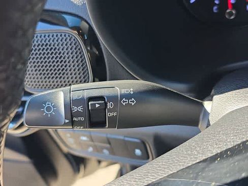 Used 2020 Kia Soul EX FWD image 27