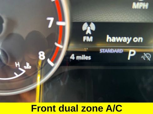 Certified 2025 Nissan Rogue SV image 18