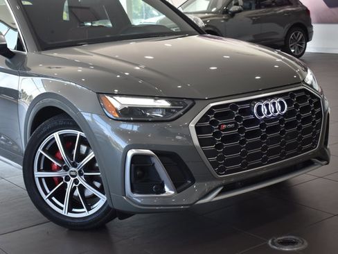 Certified 2025 Audi SQ5 Premium Plus w/ Premium Plus Package image 5