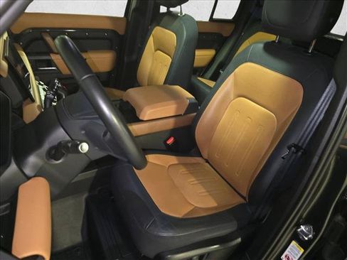 Used 2023 Land Rover Defender 110 X AWD/4WD image 14