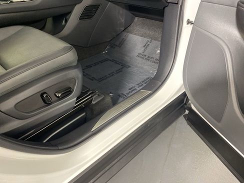 Certified 2023 Lexus RZ 450e Premium w/ Technology Package image 33