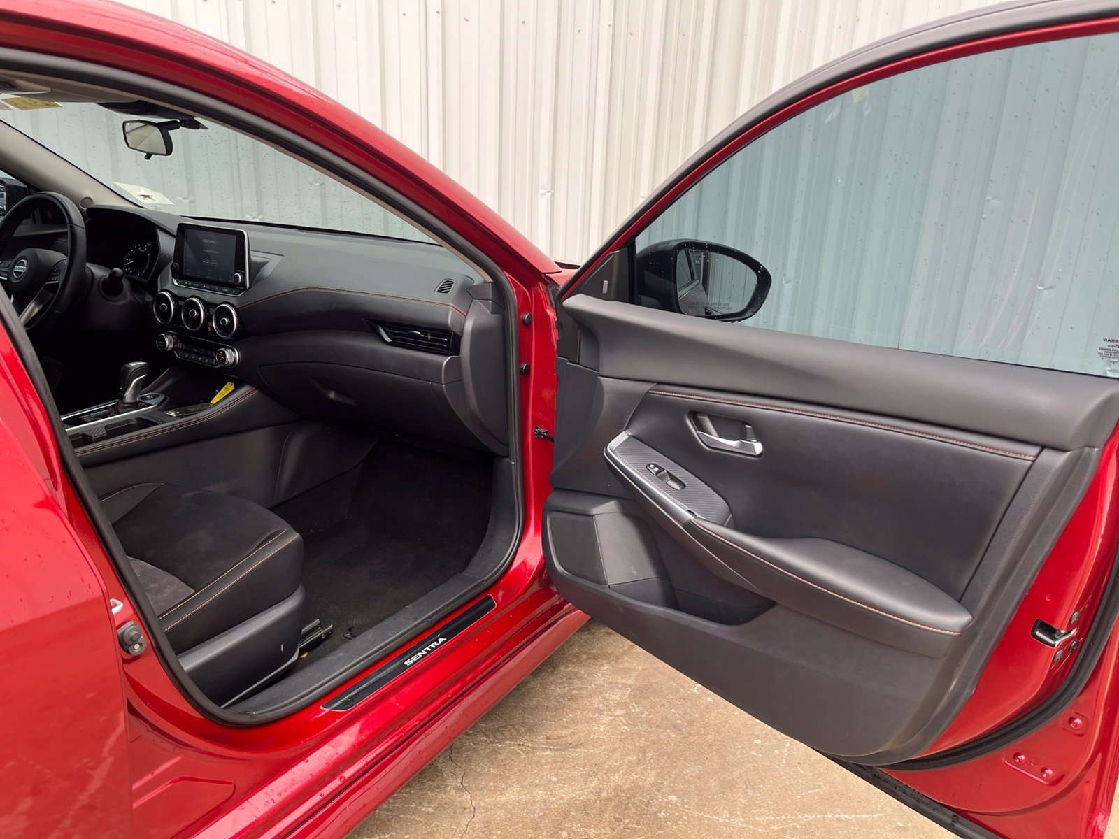 Used 2021 Nissan Sentra SR FWD image 16