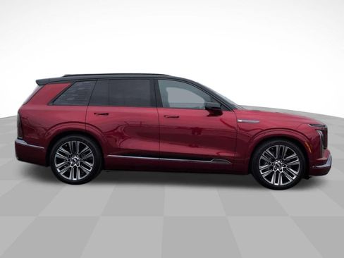 Used 2026 Cadillac Vistiq Platinum AWD/4WD image 4