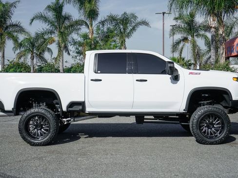 Used 2021 Chevrolet Silverado 3500 LTZ w/ LTZ Premium Package AWD/4WD image 11