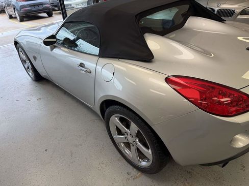Used 2007 Pontiac Solstice GXP w/ Premium Package image 5