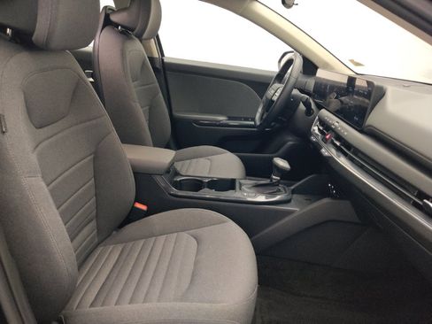 Used 2025 Kia K4 EX FWD image 21