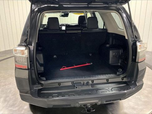 Used 2024 Toyota 4Runner SR5 Premium AWD/4WD image 38