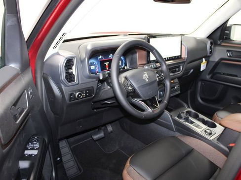 New 2025 Ford Bronco Sport Outer Banks w/ Outer Banks Tech Package+ image 21