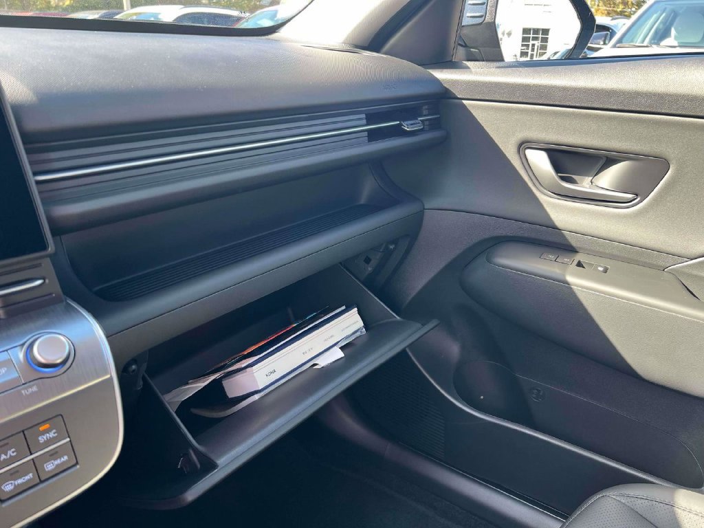 New 2027 Hyundai Kona Limited AWD/4WD image 25