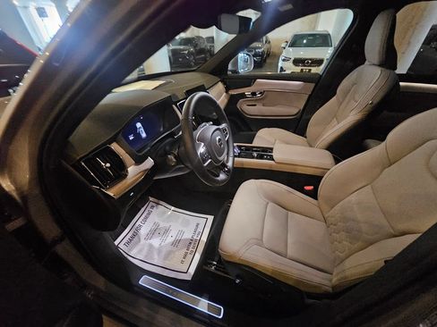 Certified 2026 Volvo XC90 B6 Plus w/ Protection Package Premier AWD/4WD image 18