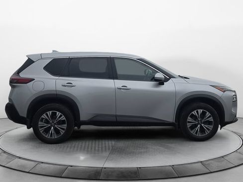 Used 2023 Nissan Rogue SV FWD image 6