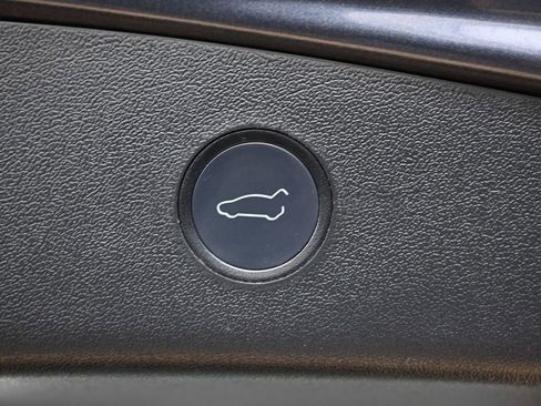 Used 2022 Tesla Model 3 Long Range image 15