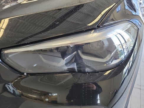 Used 2021 BMW X5 xDrive40i w/ Convenience Package image 9