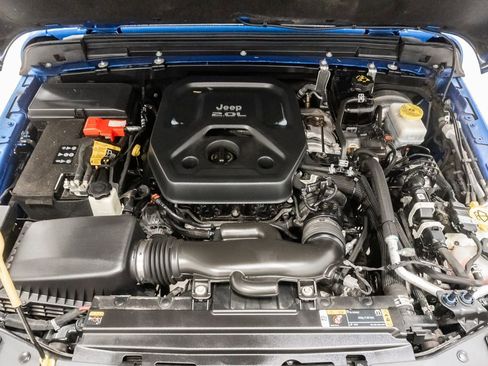 Used 2021 Jeep Wrangler Sport AWD/4WD image 3