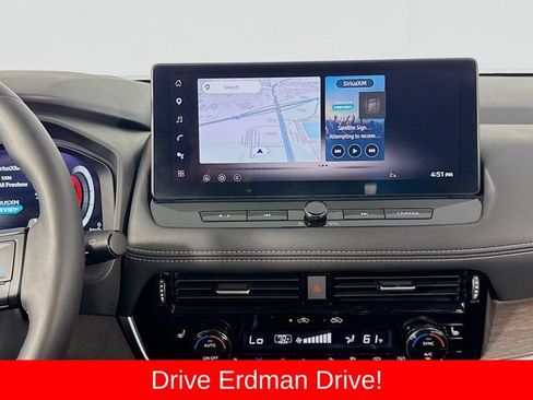 Used 2025 Nissan Rogue Platinum w/ Platinum Premium Package FWD image 20
