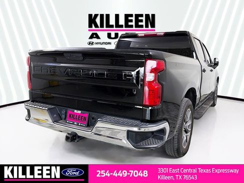 Used 2021 Chevrolet Silverado 1500 LT w/ Bed Protection Package image 8