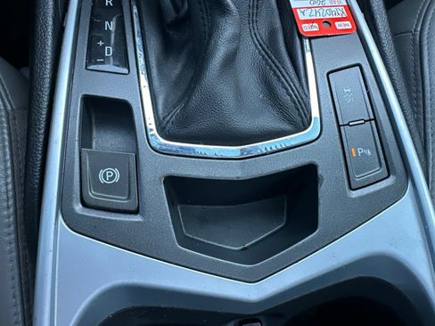 Used 2010 Cadillac SRX Luxury AWD/4WD image 22