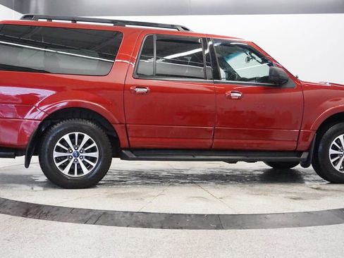 Used 2017 Ford Expedition EL XLT w/ Equipment Group 202A image 12