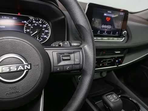 Used 2023 Nissan Rogue S AWD/4WD image 26