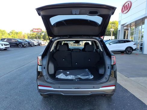 New 2026 Kia Sportage LX FWD image 6