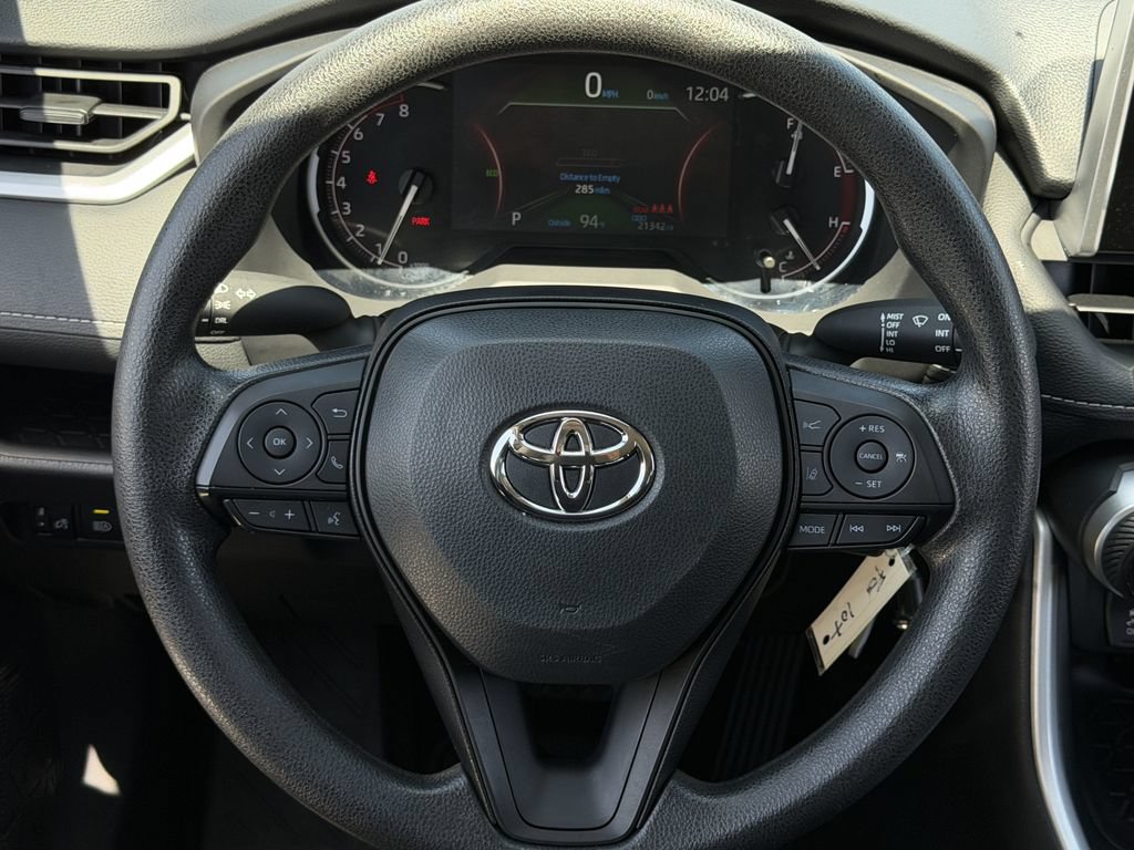 Used 2025 Toyota RAV4 LE FWD image 13