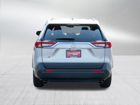 Used 2025 Toyota RAV4 XLE AWD/4WD image 6