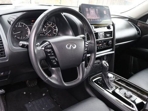 Used 2024 INFINITI QX80 Luxe image 31