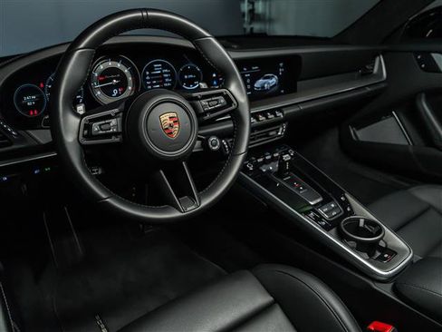 Certified 2025 Porsche 911 Turbo AWD/4WD image 4
