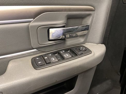 Used 2014 RAM 3500 Big Horn image 24