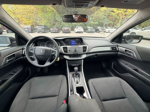 Used 2015 Honda Accord LX image 2