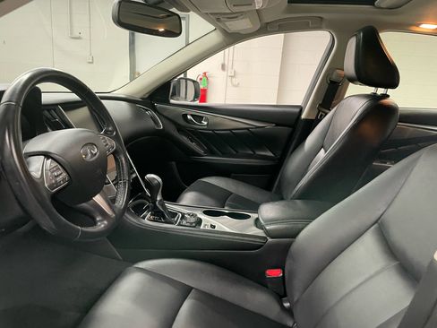 Used 2017 INFINITI Q50 2.0t w/ Moonroof Package image 11
