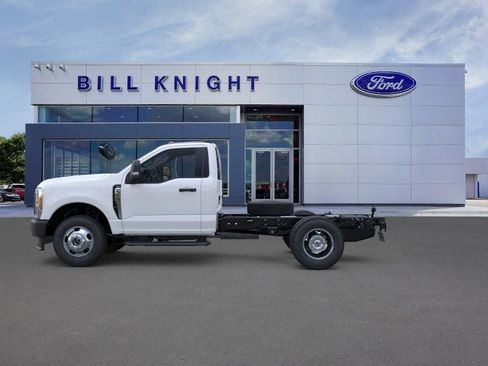 New 2026 Ford F350 XL AWD/4WD image 3
