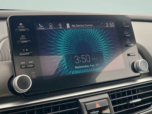 Used 2021 Honda Accord Touring image 14