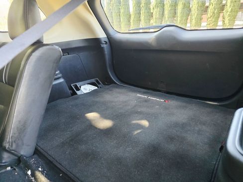 Used 2018 Mitsubishi Outlander SEL image 41