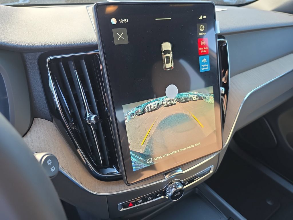 New 2026 Volvo XC60 T8 Core w/ Climate Package AWD/4WD image 20