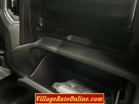 Used 2019 Chevrolet Silverado 1500 LT w/ All-Star Edition image 43