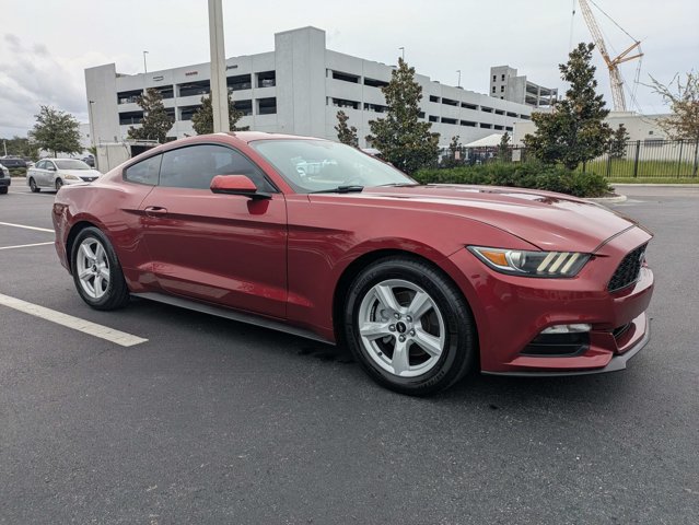 Used 2016 Ford Mustang Coupe RWD image 1