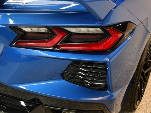 Used 2020 Chevrolet Corvette Stingray Premium Conv w/ 3LT Preferred Equipment Group RWD image 16
