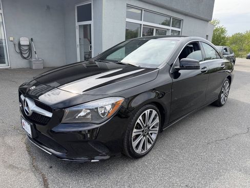Used 2018 Mercedes-Benz CLA 250 4MATIC image 3