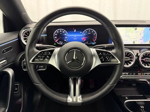 Used 2024 Mercedes-Benz CLA 250 4MATIC image 9