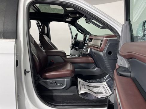 Used 2024 Ford Expedition Max Limited AWD/4WD image 42