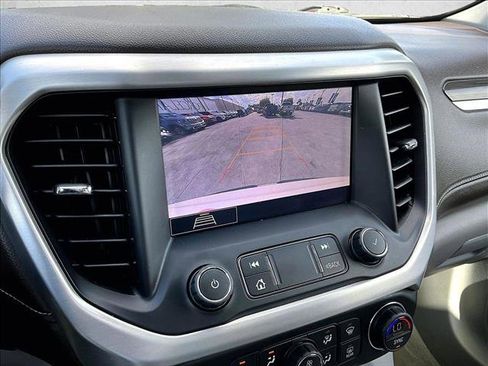 Used 2020 GMC Acadia SLT FWD image 23