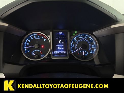 Used 2020 Toyota Tacoma SR5 image 12