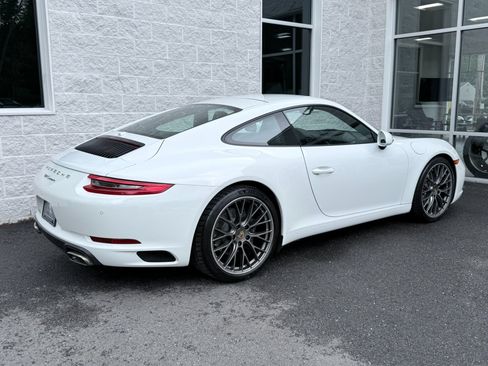 Used 2017 Porsche 911 Carrera 4 AWD/4WD image 31