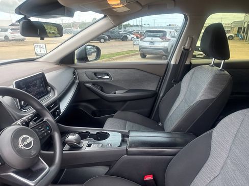 Used 2023 Nissan Rogue SV FWD image 37