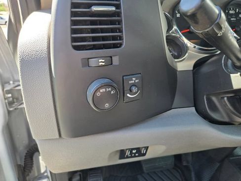 Used 2012 GMC Sierra 2500 W/T AWD/4WD image 11