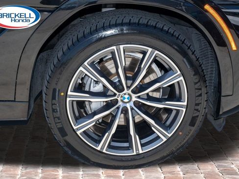 Used 2024 BMW X6 xDrive40i AWD/4WD image 42