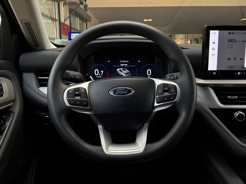 Used 2026 Ford Explorer Active RWD image 37