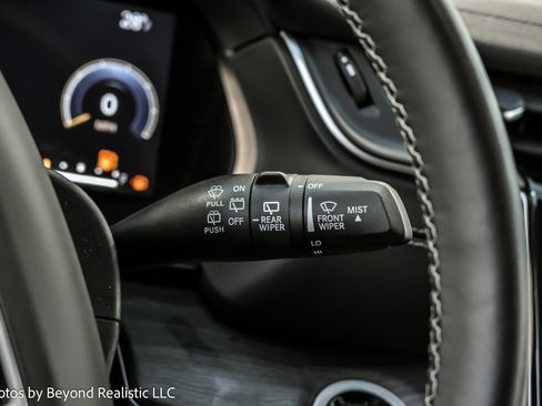 Used 2022 Jeep Grand Cherokee L Limited image 32