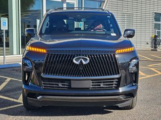 Used 2025 INFINITI QX80 Autograph w/ Autograph Exterior Package AWD/4WD video 2